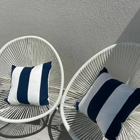 Bba - Beachfront Apartamento